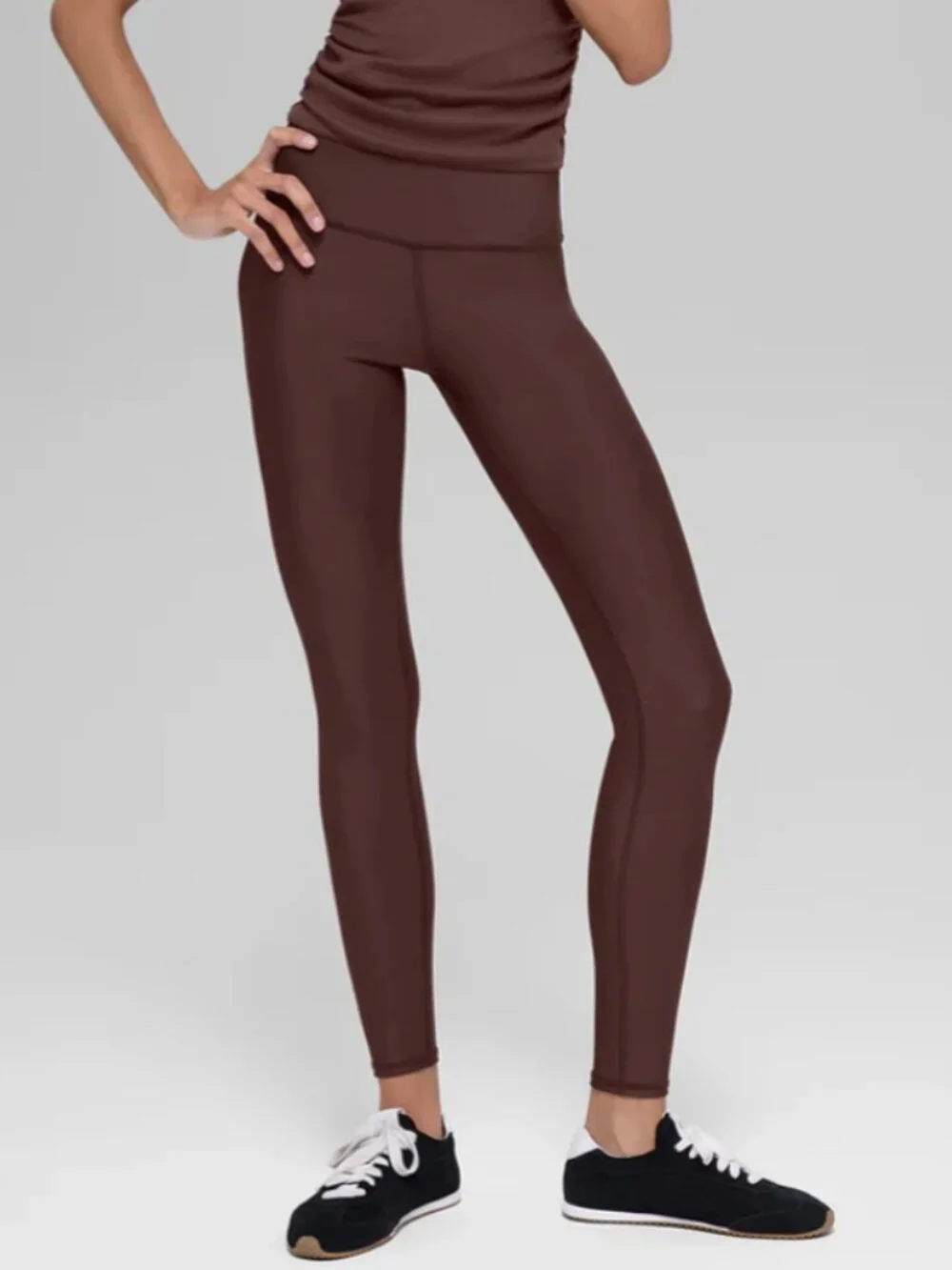 Alo Yoga High-Waist Airlift Leggings Size S Brownstone